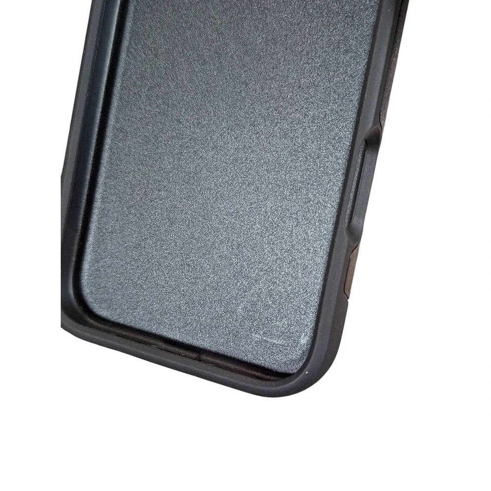 C3U CASETiFY Force‎ Case w/ Magsafe for iPhone 16 Pro Max - Black Used